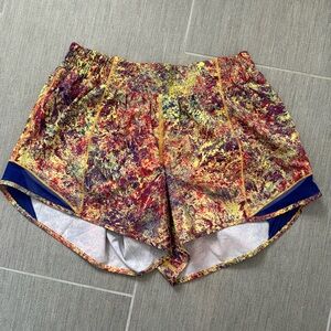 NWT LIMITED EDITION lululemon hottie hot 4” shorts